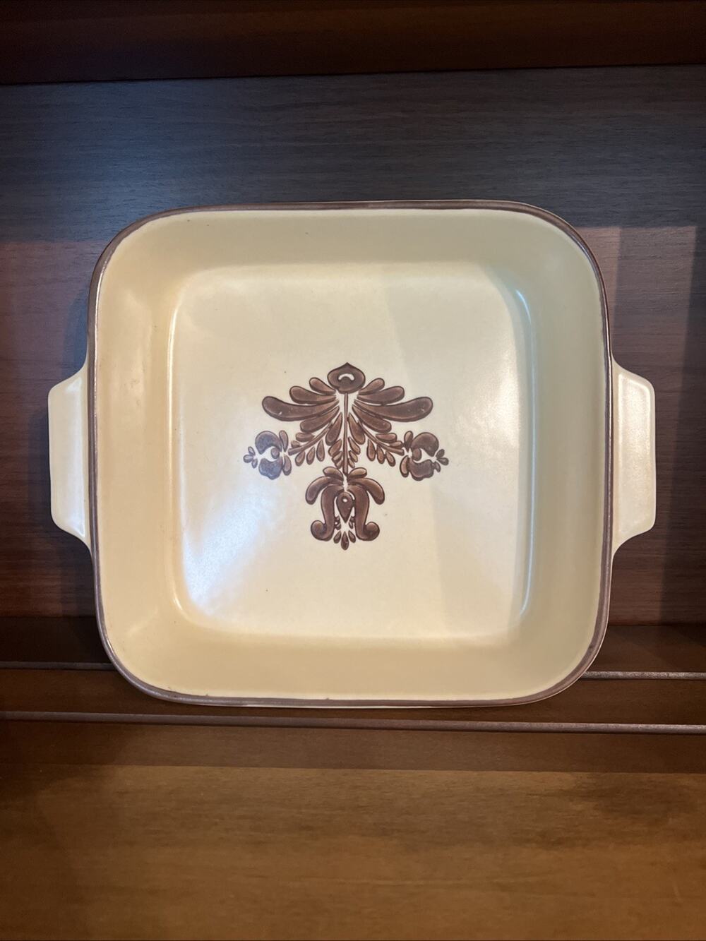 Pfaltzgraff Village Pattern 2 Quart Square Baker 237